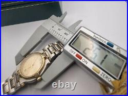 Genuine Gucci 9000L ladies Watch with Box