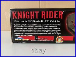 Knight Rider 1/15 K. I. T. T KITT Car Diamond Select Toys Electronic Fault 2012