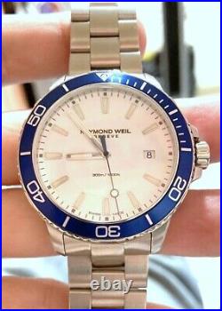 Raymond Weil 8260 Men's Tango Watch Blue Bezel Limited Edition Only 300 Made