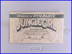 Women of Dynamite Jungle Girl Diamond-Eye Black & White Edition Statue Frank Cho